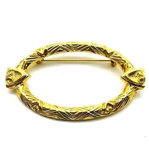Vintage Gold Tone Oval Brooch Etched Textured Pin With Scroll Heart Accents